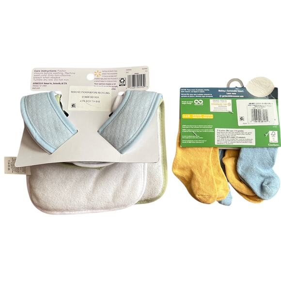Lot 2 Parent's Choice 4-piece Bibs /Gerber Stay On Socks, 0-6 months - Picture 2 of 4